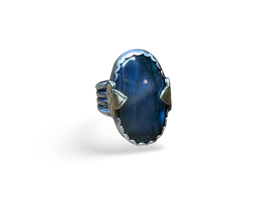 Oval Lotus Labradorite Ring
