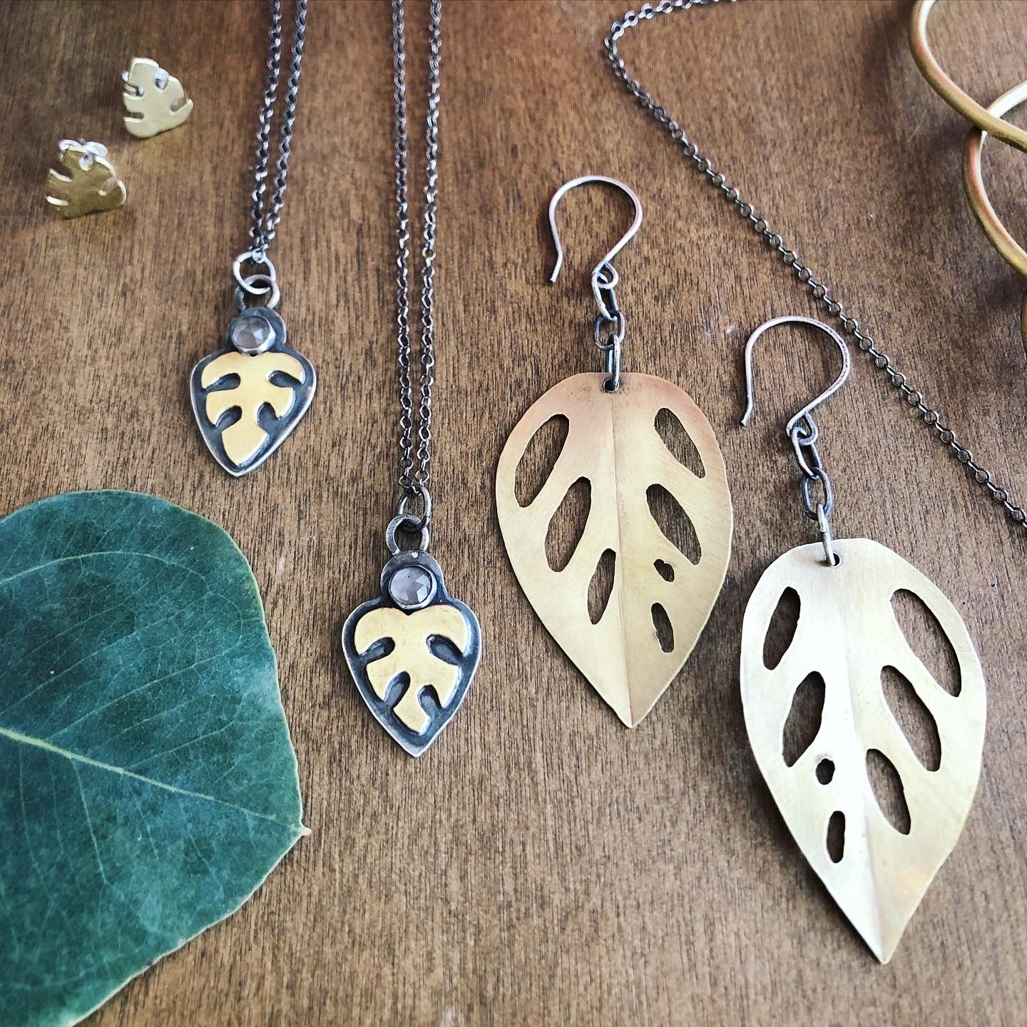 Dangling Leaf Earrings